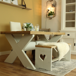 Steigerhouten Tafel